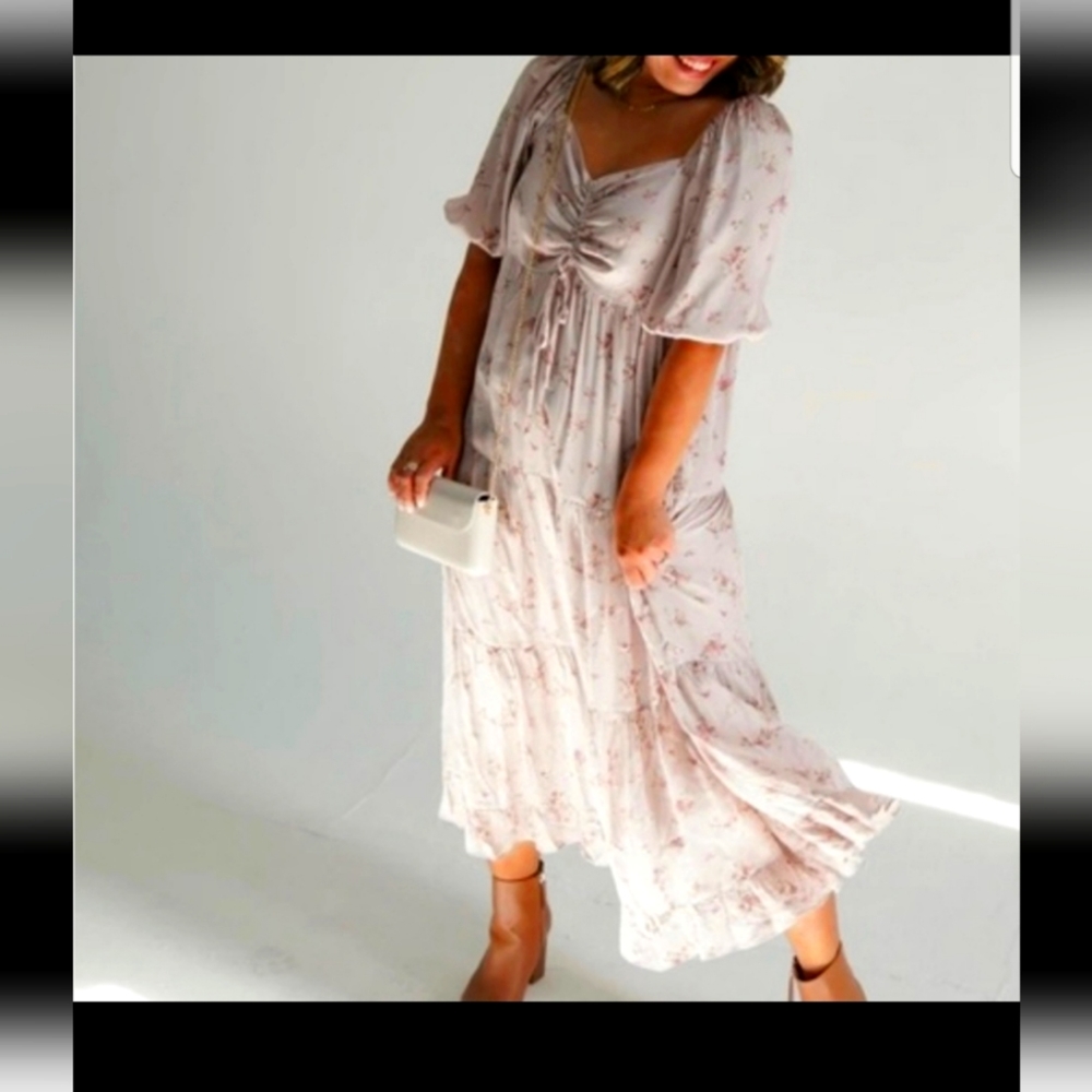 Carly Jean Los Angeles Floral Dress - Light Pink